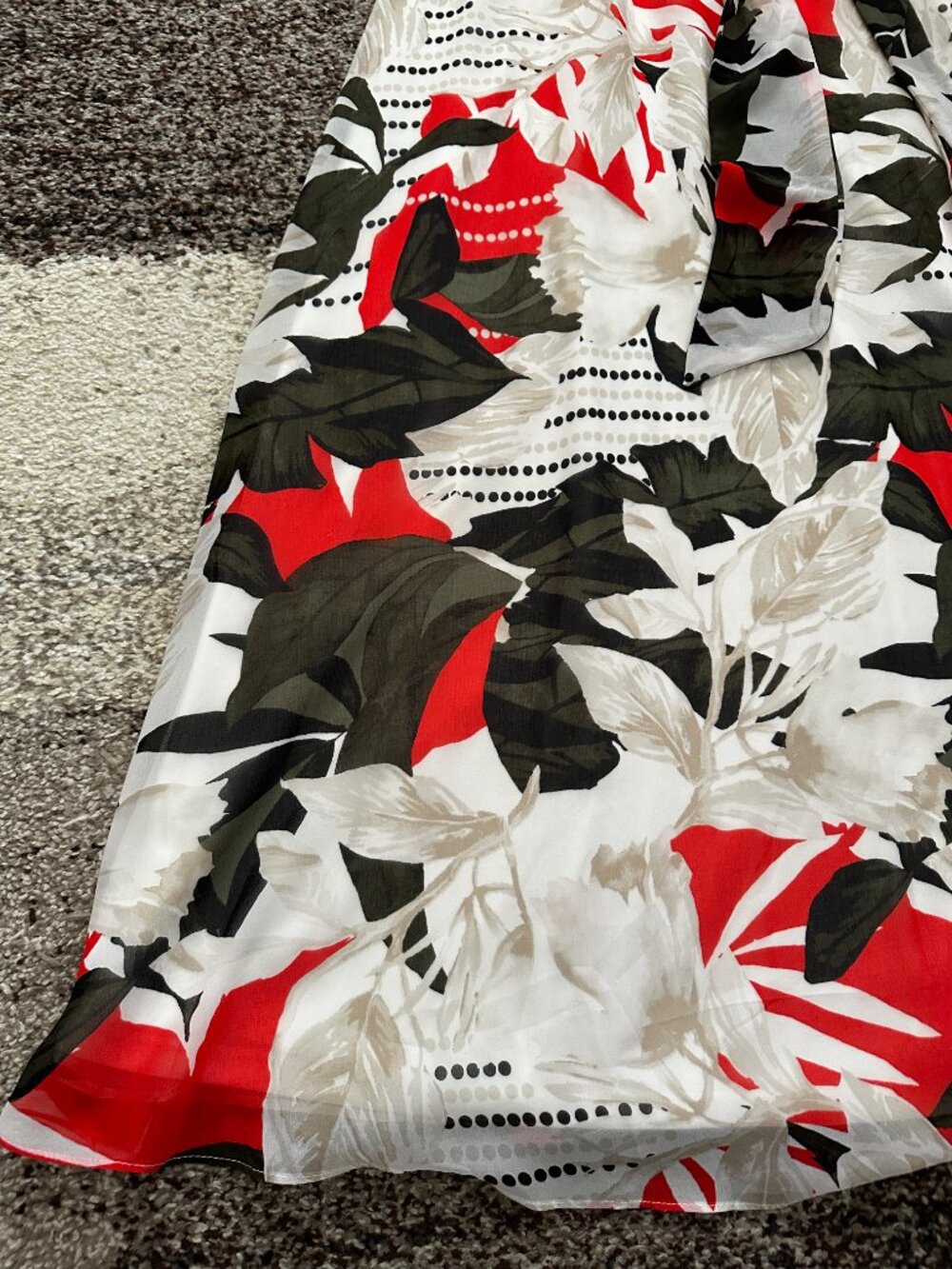 CALVIN KLEIN (Size 4) Chiffon Overlay Floral Dress Maxi Long Red Green White Tie - Picture 2 of 16